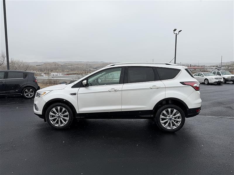 2017 FORD Escape