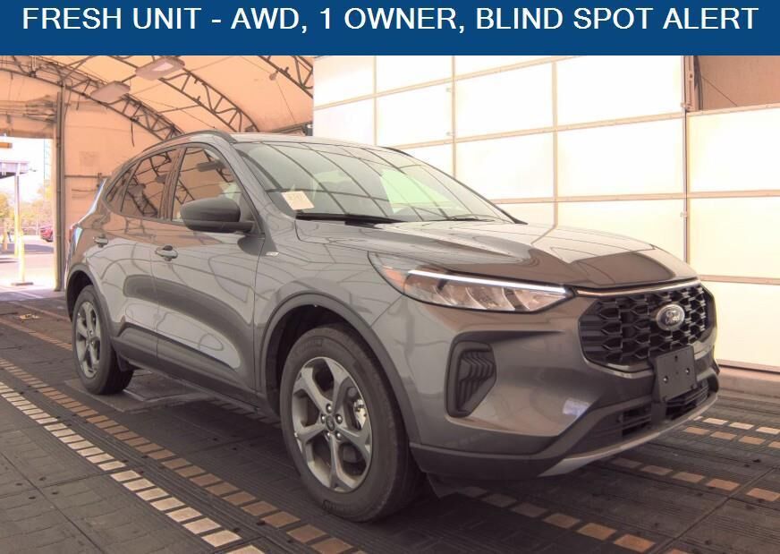 2025 FORD Escape