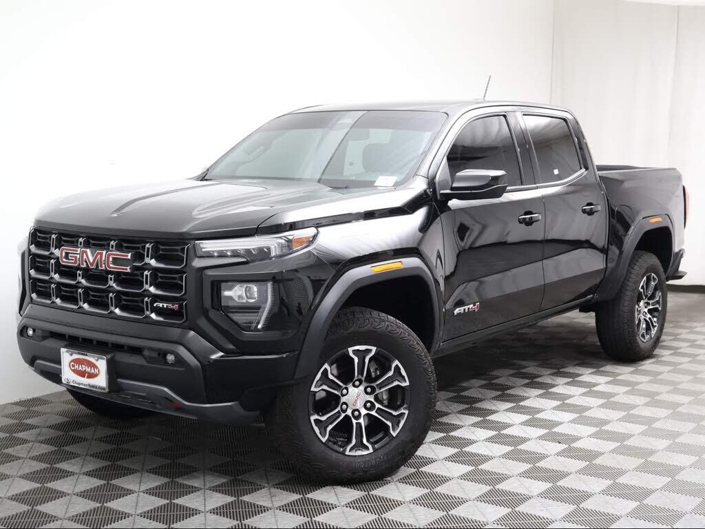2024 GMC Canyon