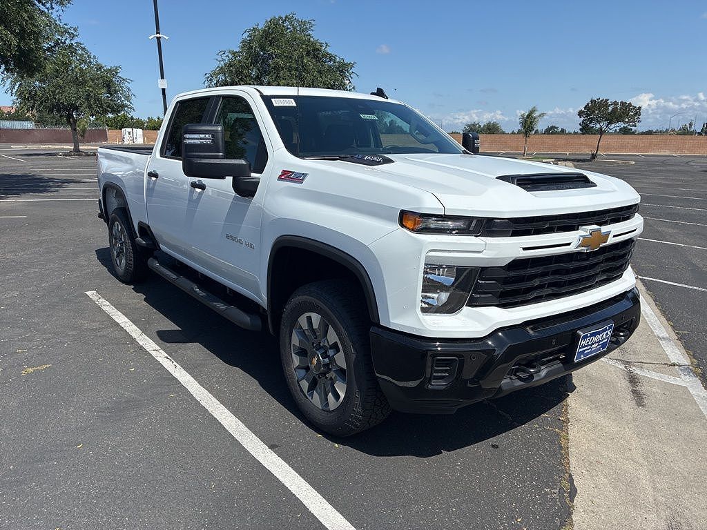 2026 CHEVROLET Silverado HD