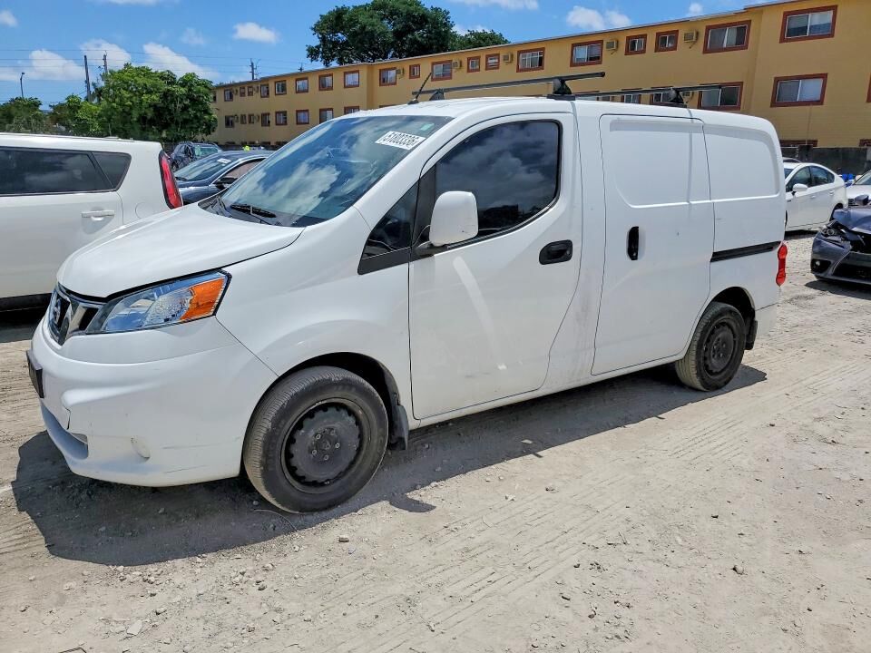 2014 NISSAN NV200