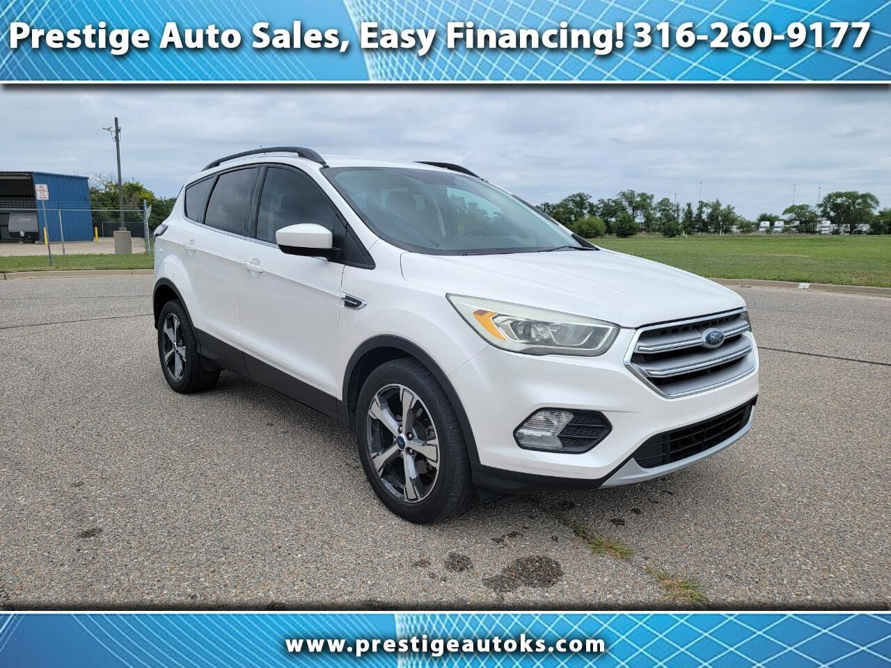 2017 FORD Escape