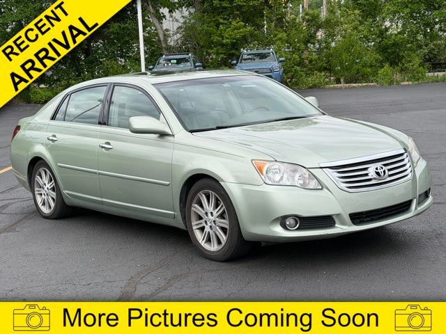 2010 TOYOTA Avalon
