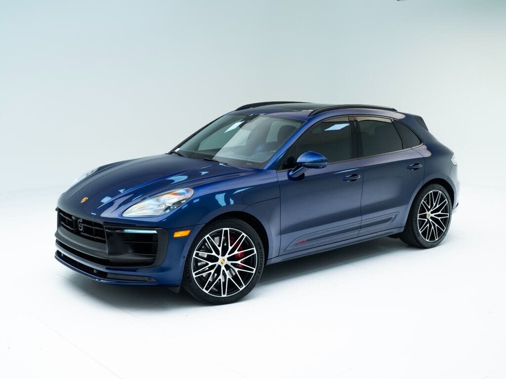 2023 PORSCHE Macan