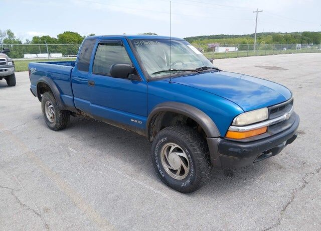 2000 CHEVROLET S-10 Pickup