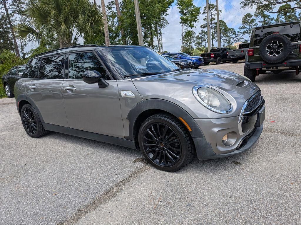 2016 MINI Clubman