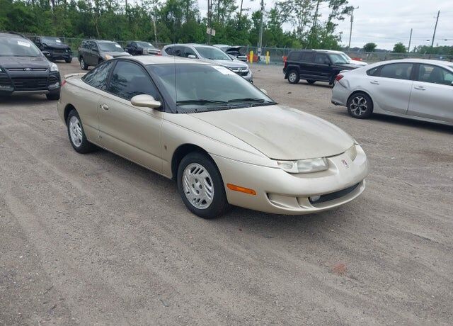 2000 SATURN SC2