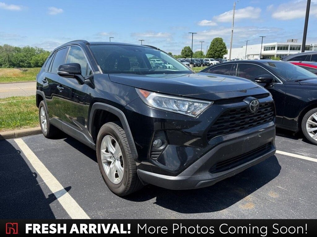 2019 TOYOTA RAV4