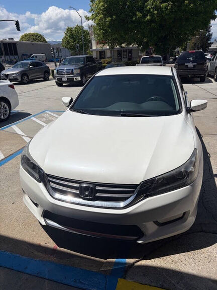 2015 HONDA Accord