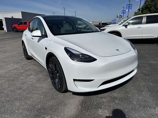 2023 TESLA Model Y