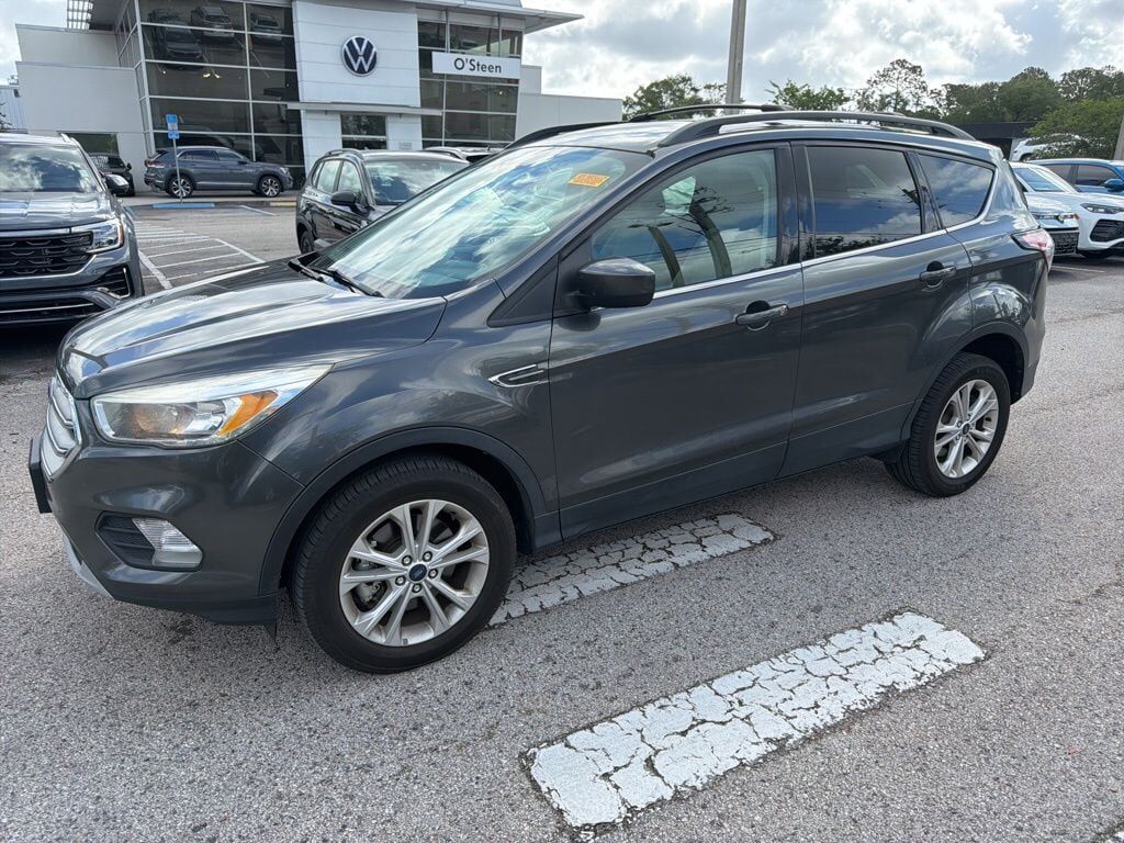 2017 FORD Escape