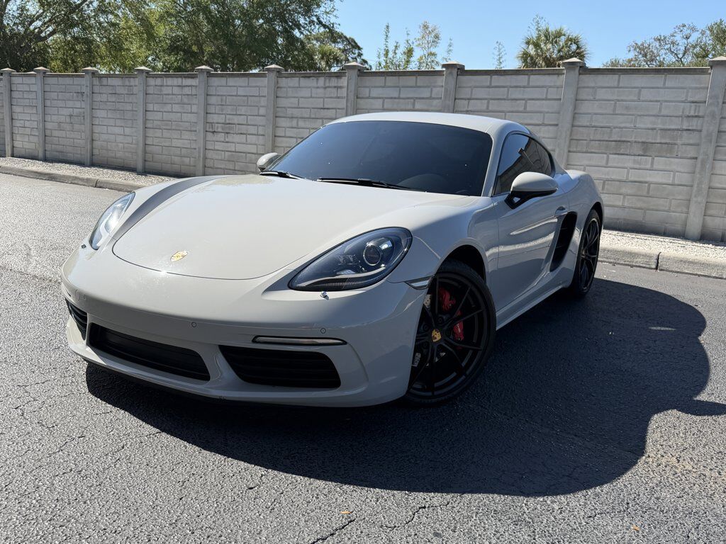 2019 PORSCHE 718