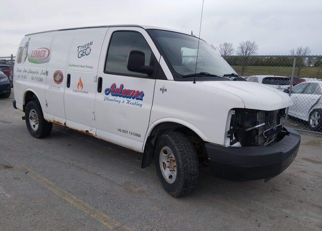 2013 CHEVROLET Express