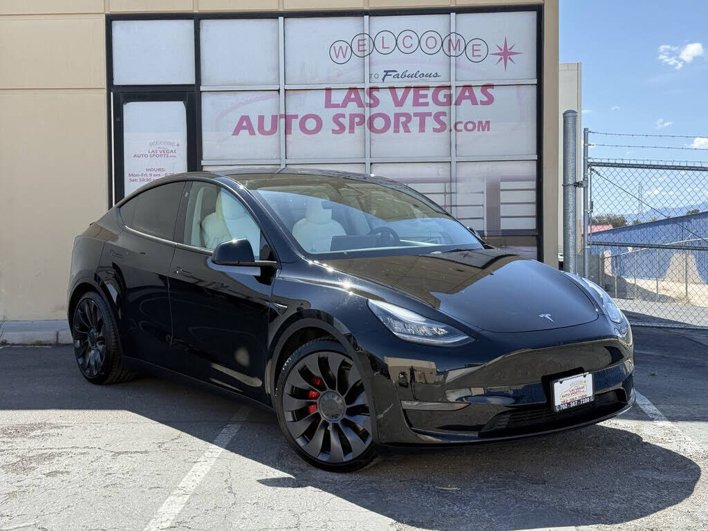 2021 TESLA Model Y