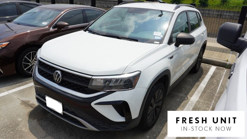 2022 VOLKSWAGEN Taos