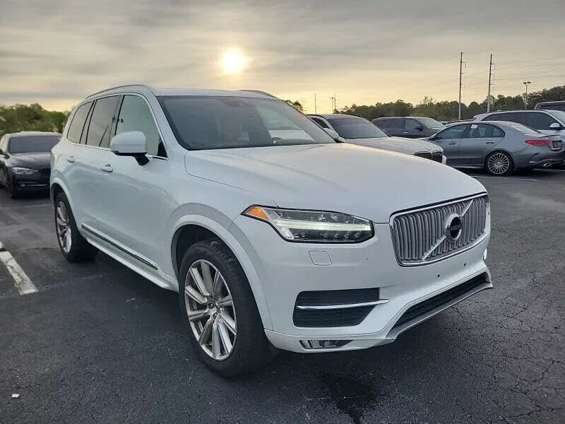 2016 VOLVO XC90