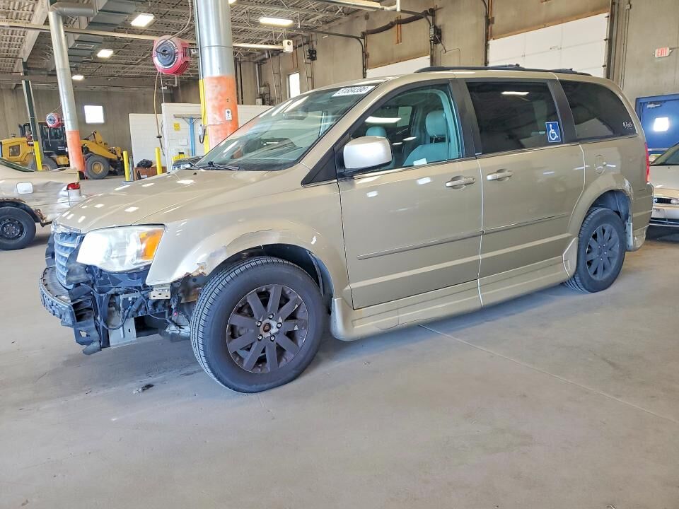 2009 CHRYSLER Town and Country