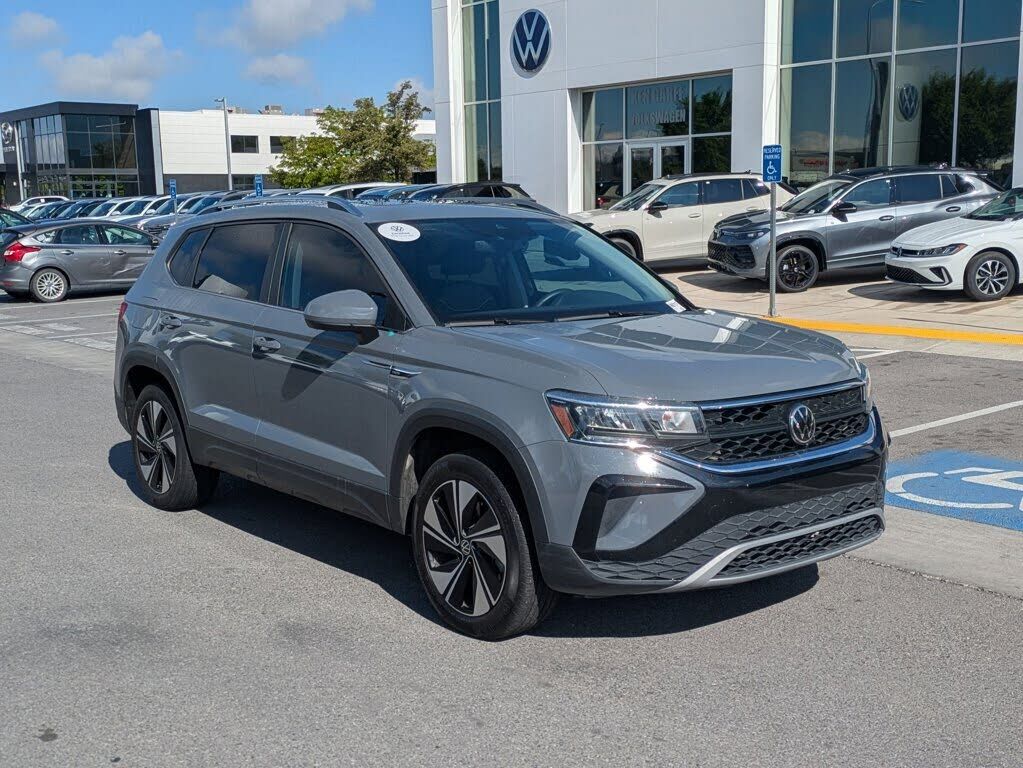 2024 VOLKSWAGEN Taos 4Motion