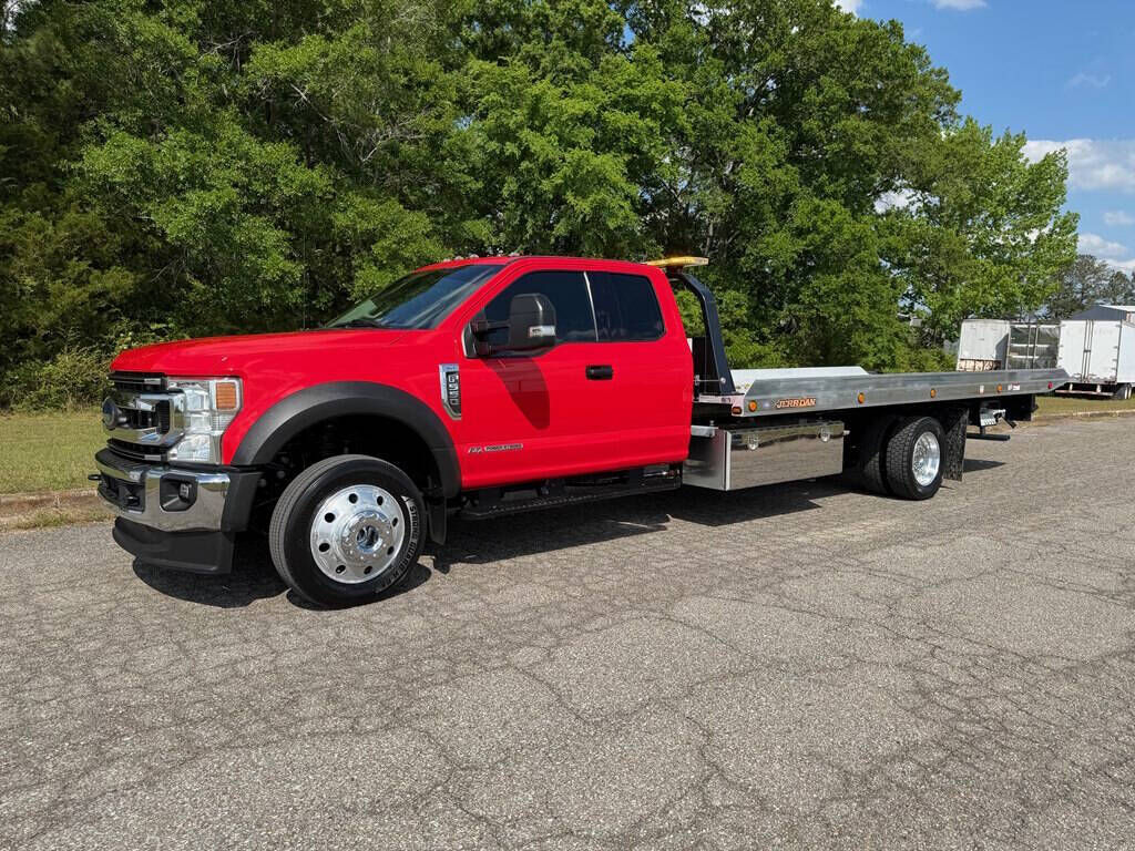 2022 FORD F-550