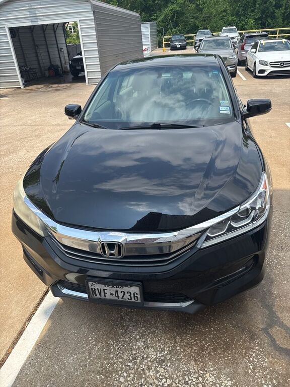 2017 HONDA Accord