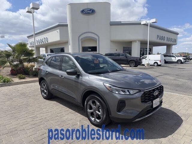 2025 FORD Escape