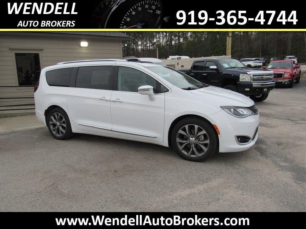 2017 CHRYSLER Pacifica
