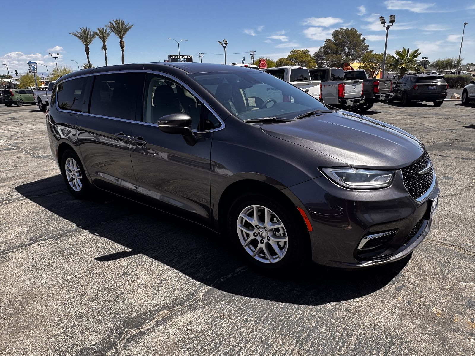 2023 CHRYSLER Pacifica