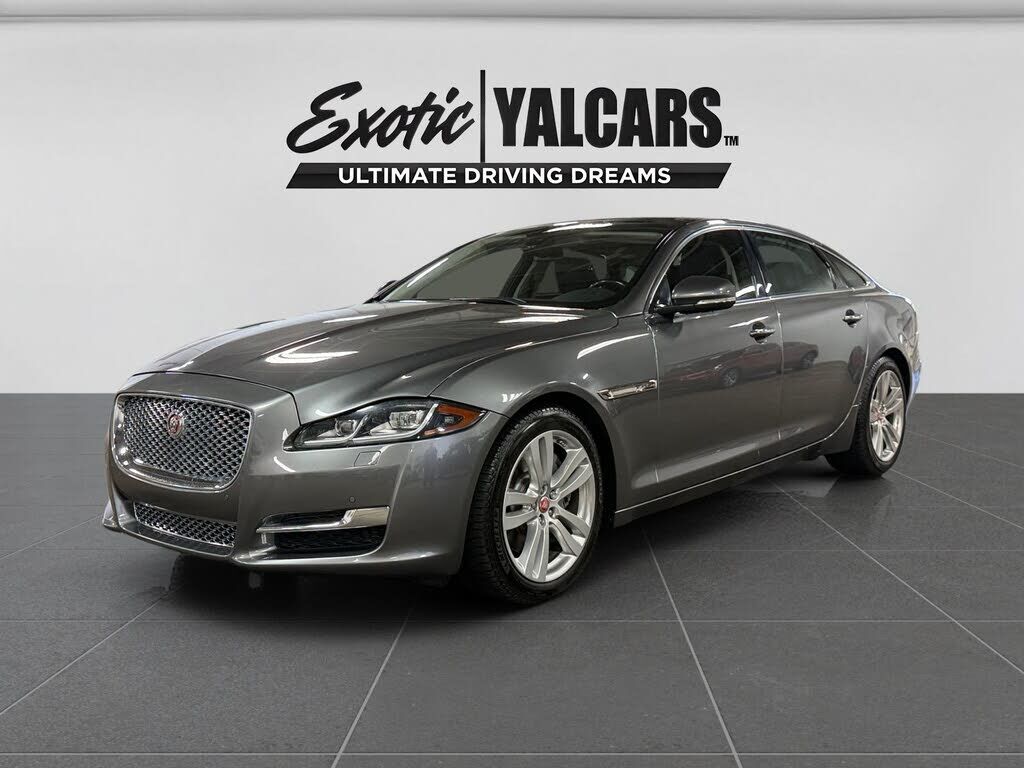 2017 JAGUAR XJ