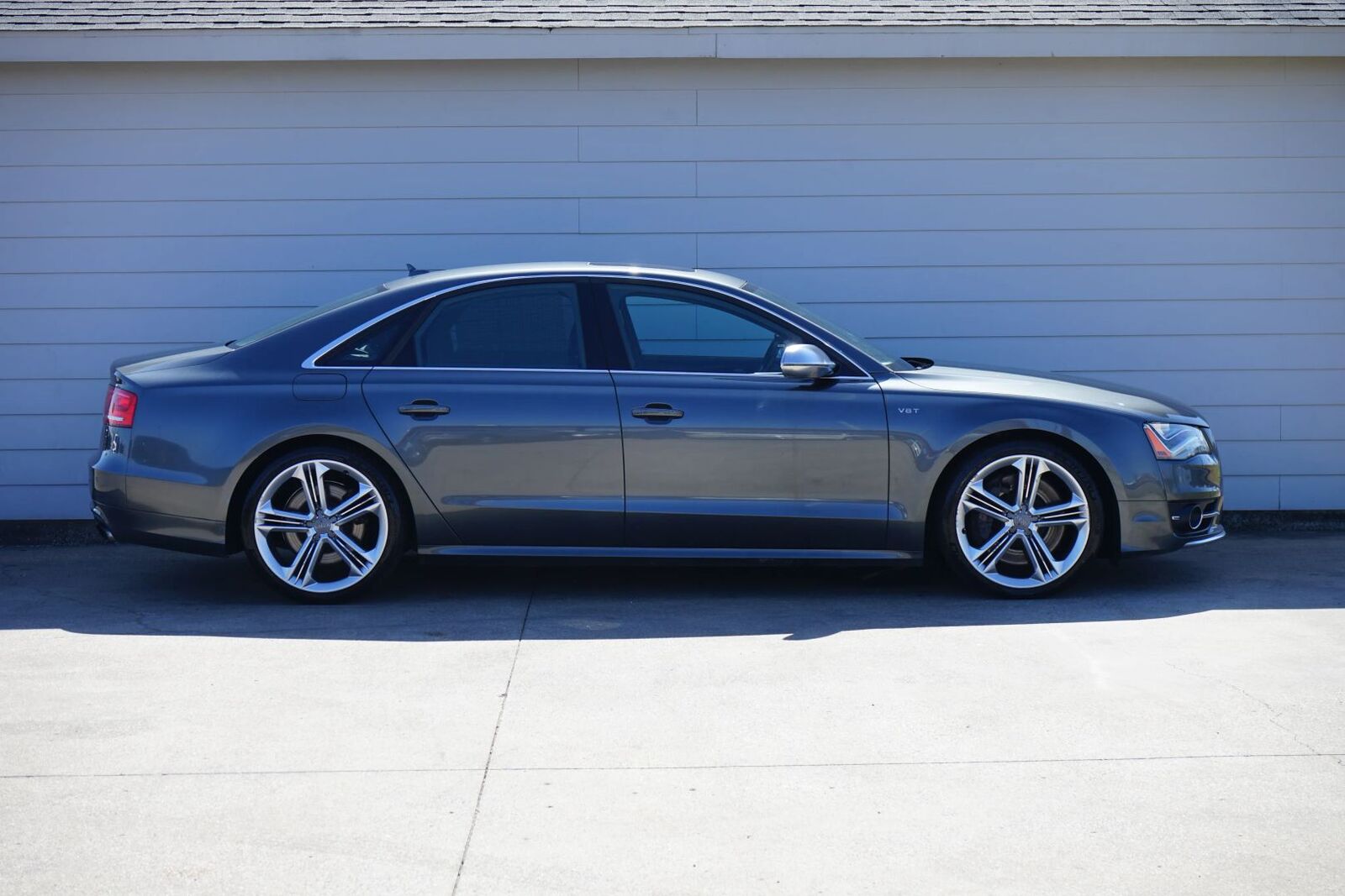 2014 Audi S8