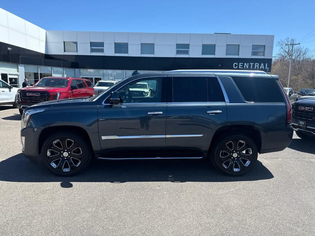2020 CADILLAC Escalade
