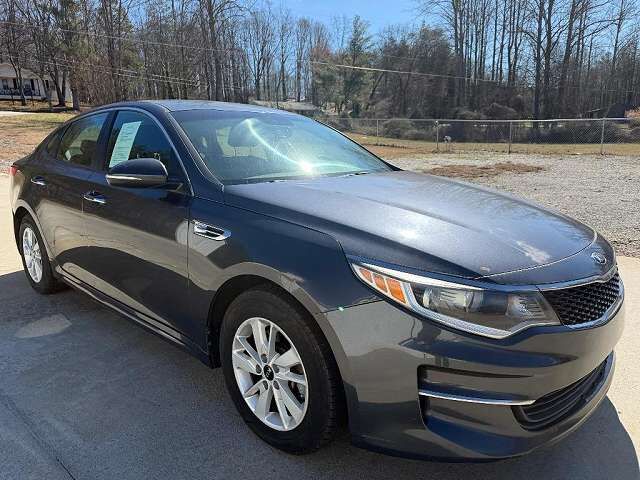 2017 KIA Optima