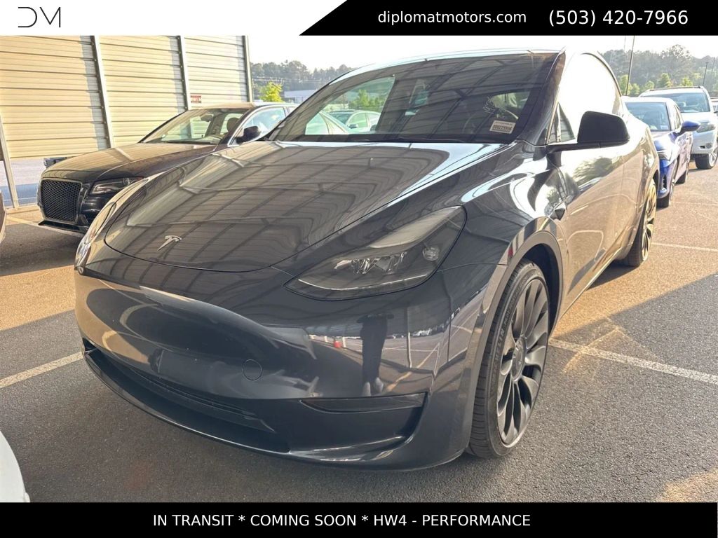 2024 TESLA Model Y