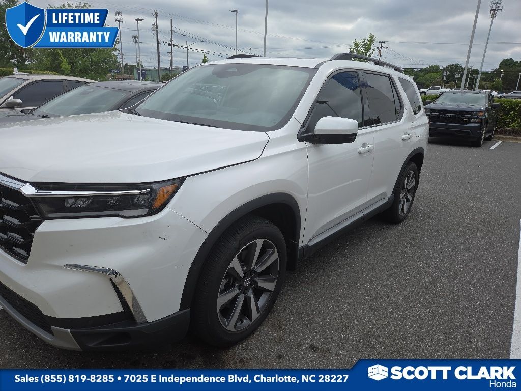 2025 HONDA Pilot