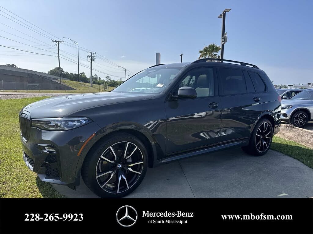 2022 BMW X7