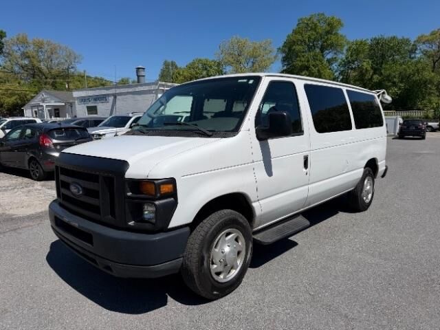 2008 FORD E-350