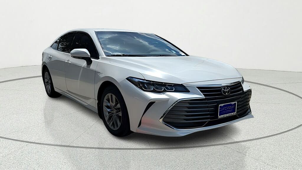 2022 TOYOTA Avalon