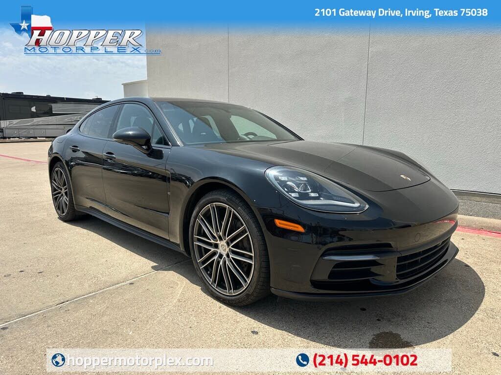 2017 PORSCHE Panamera