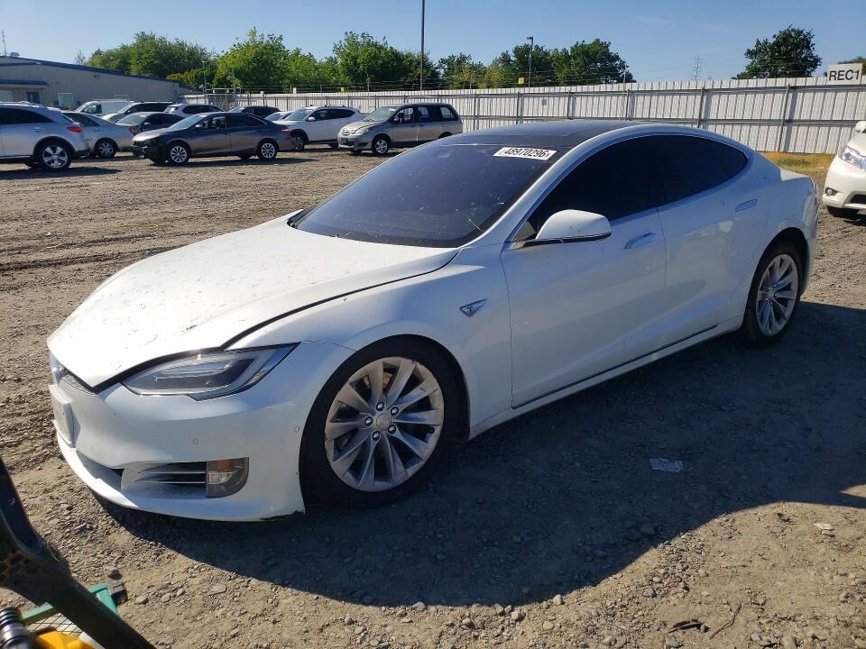 2016 TESLA Model S