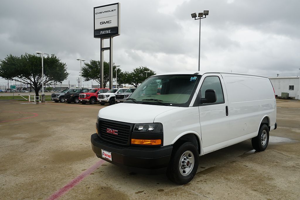 2026 GMC Savana