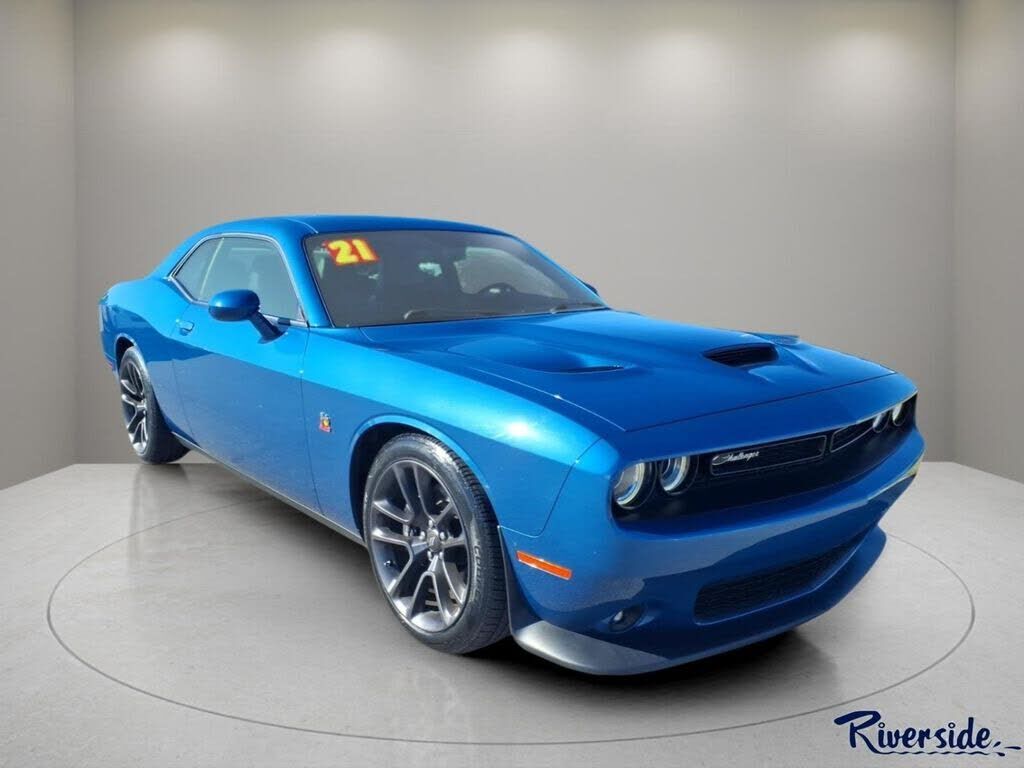 2021 DODGE Challenger