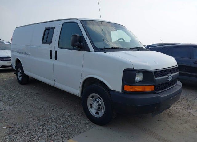 2014 CHEVROLET Express