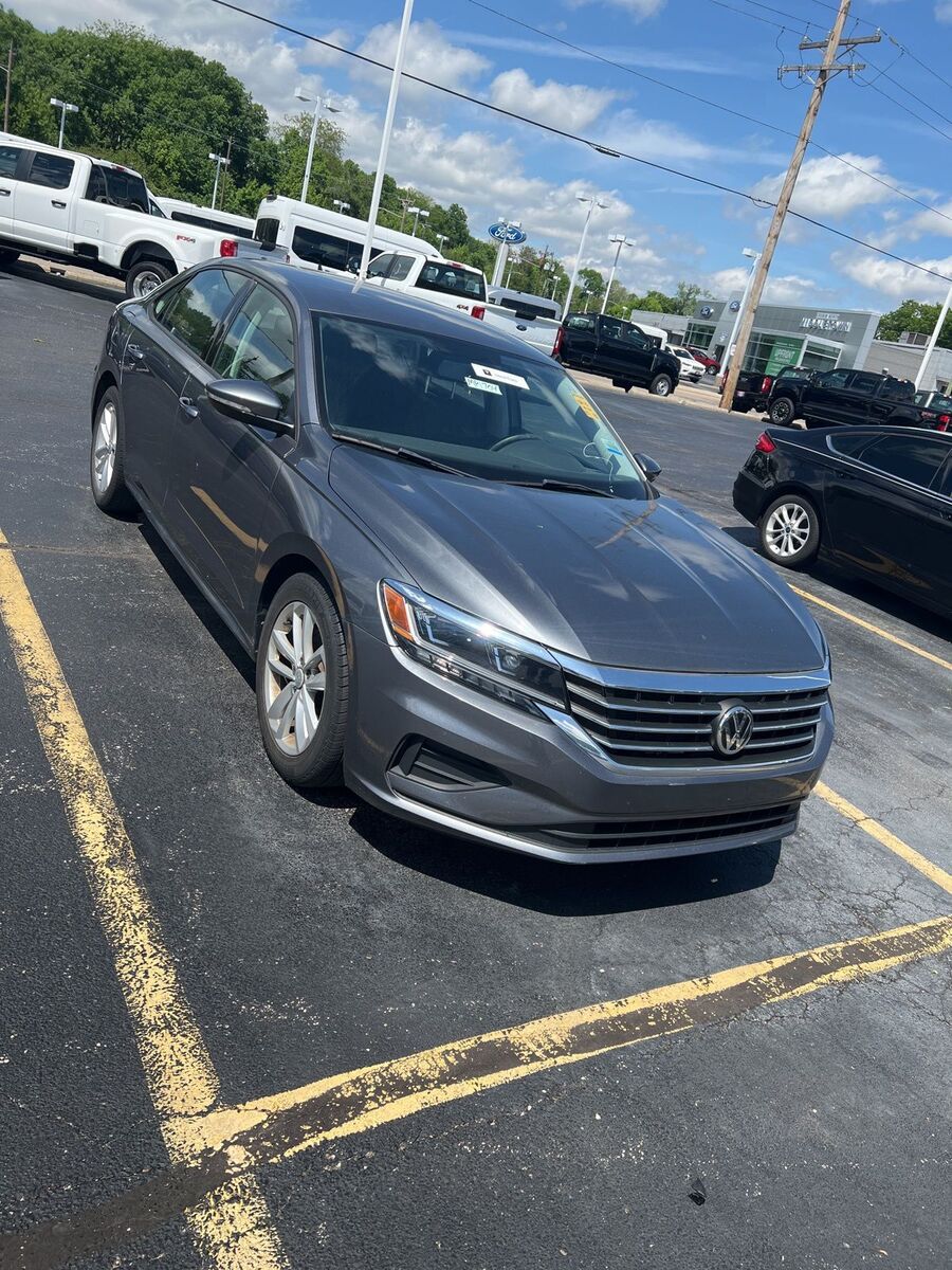 2020 VOLKSWAGEN Passat
