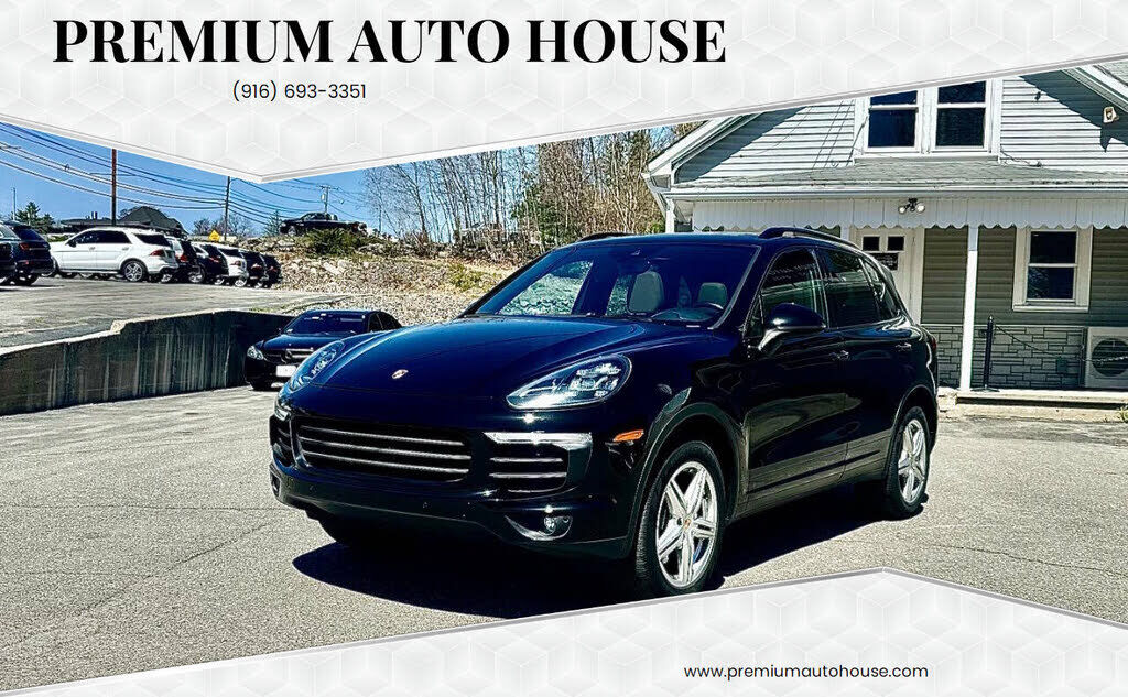 2017 PORSCHE Cayenne
