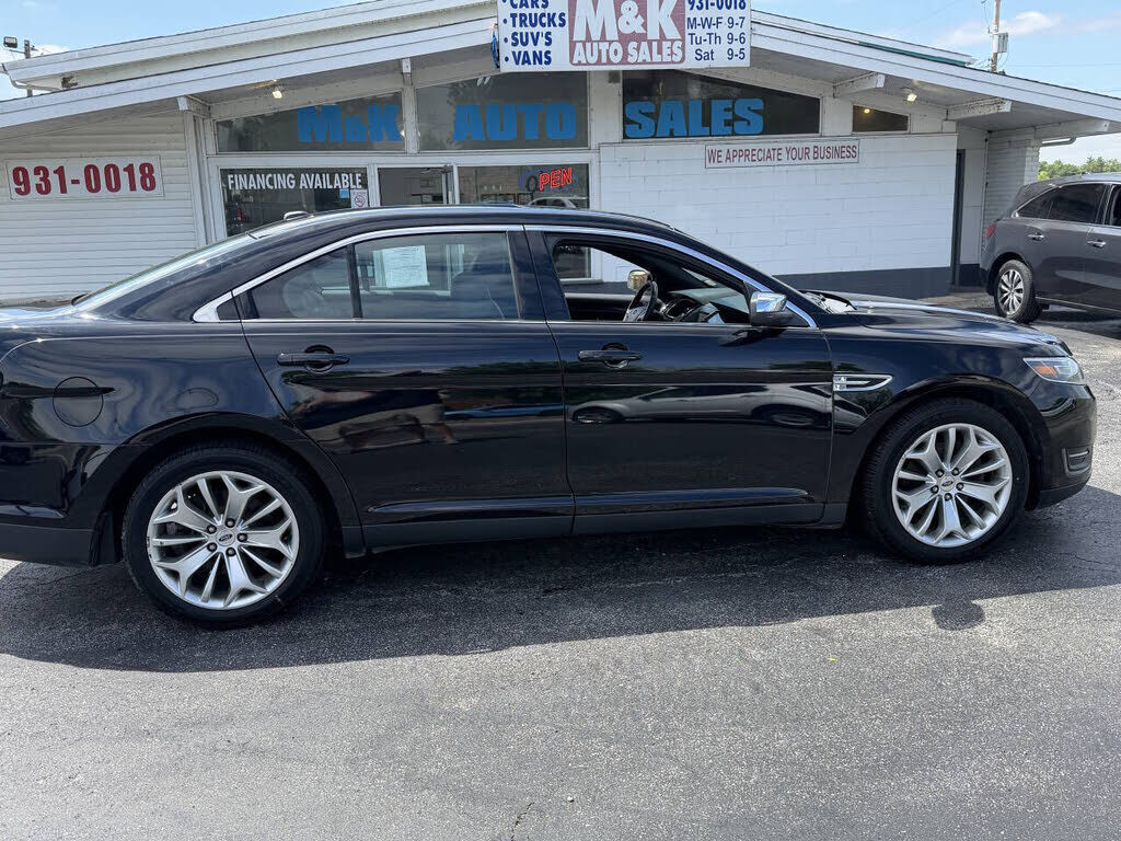 2017 FORD Taurus
