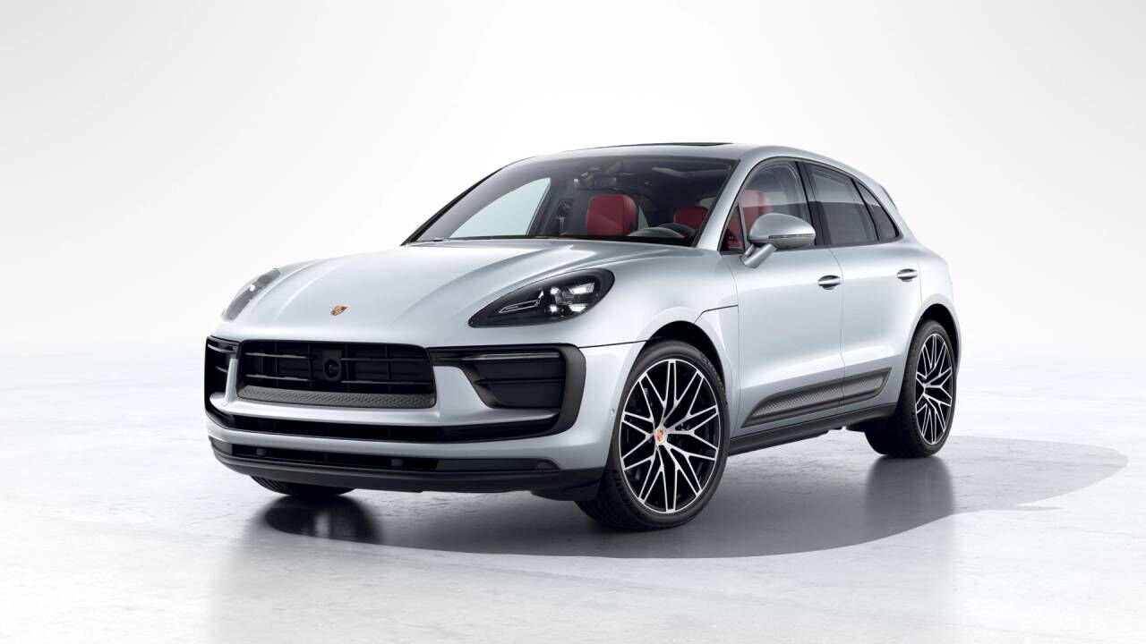 2026 PORSCHE Macan