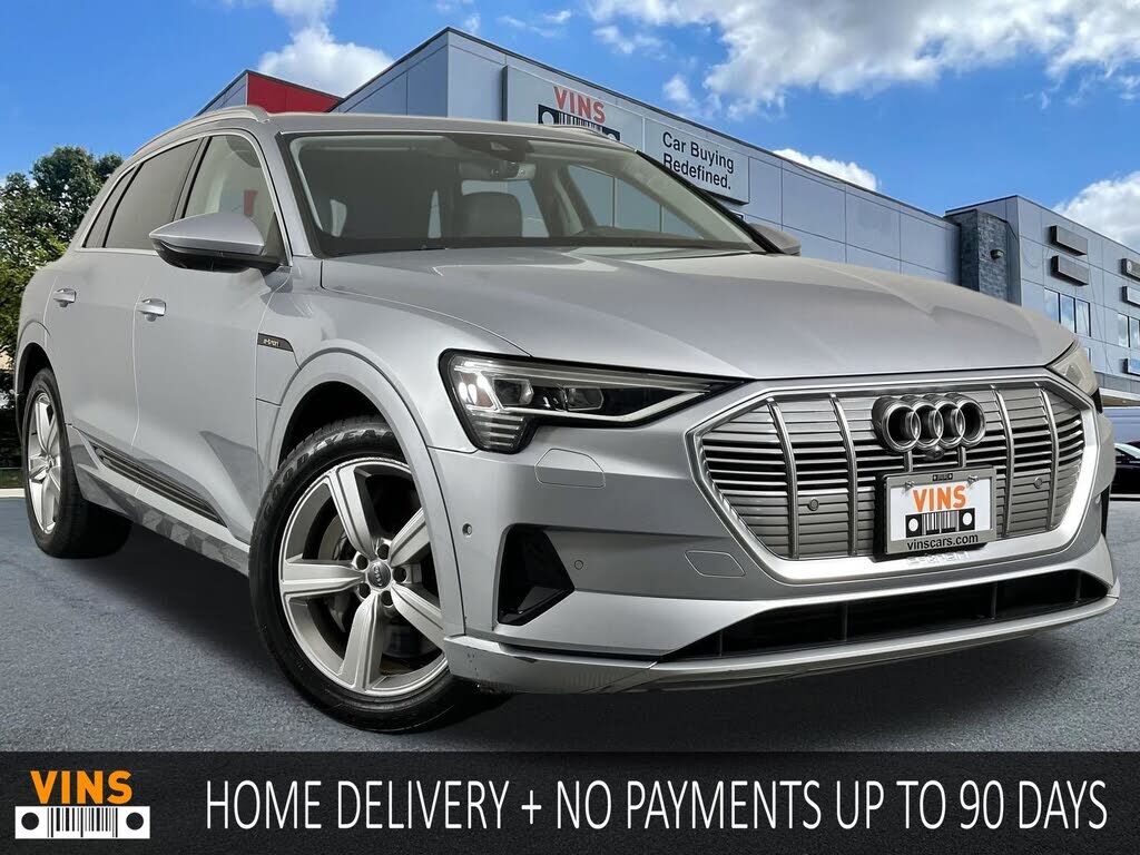 2019 AUDI e-tron