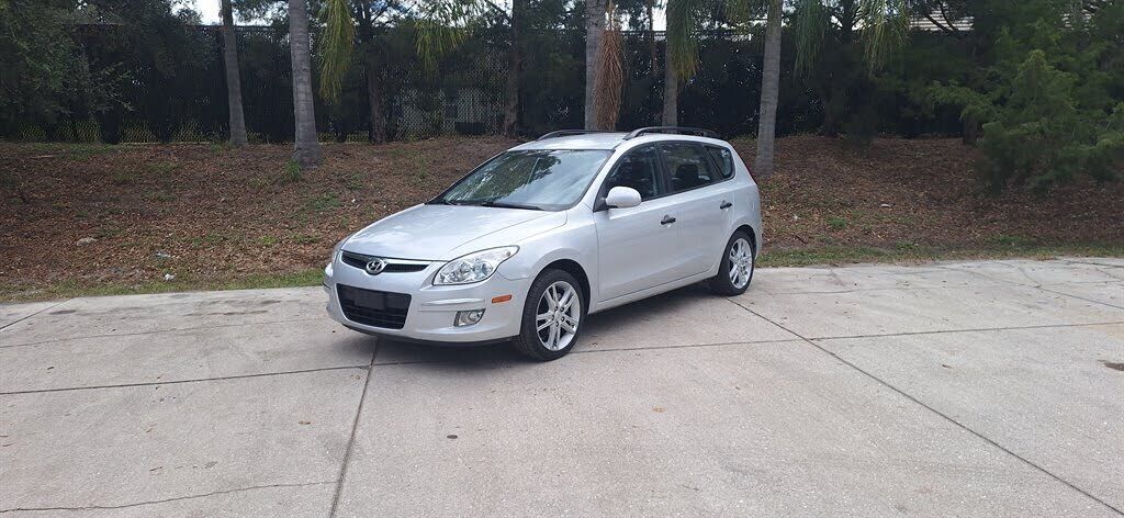 2011 HYUNDAI Elantra