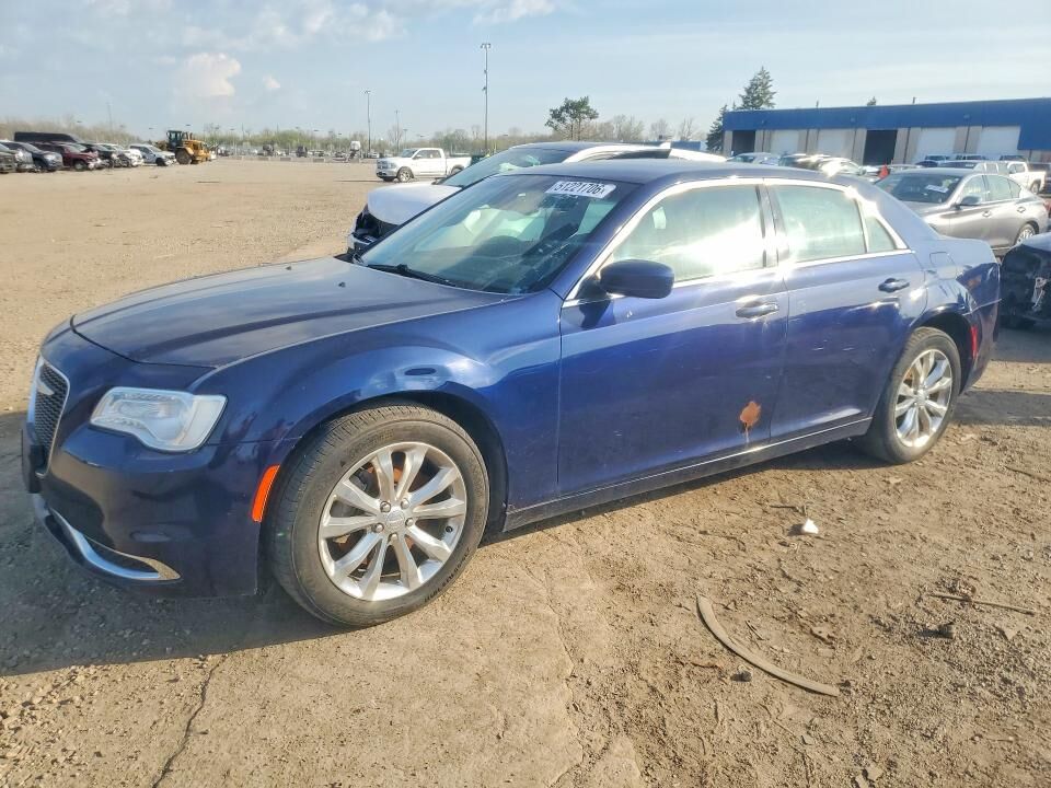 2017 CHRYSLER 300