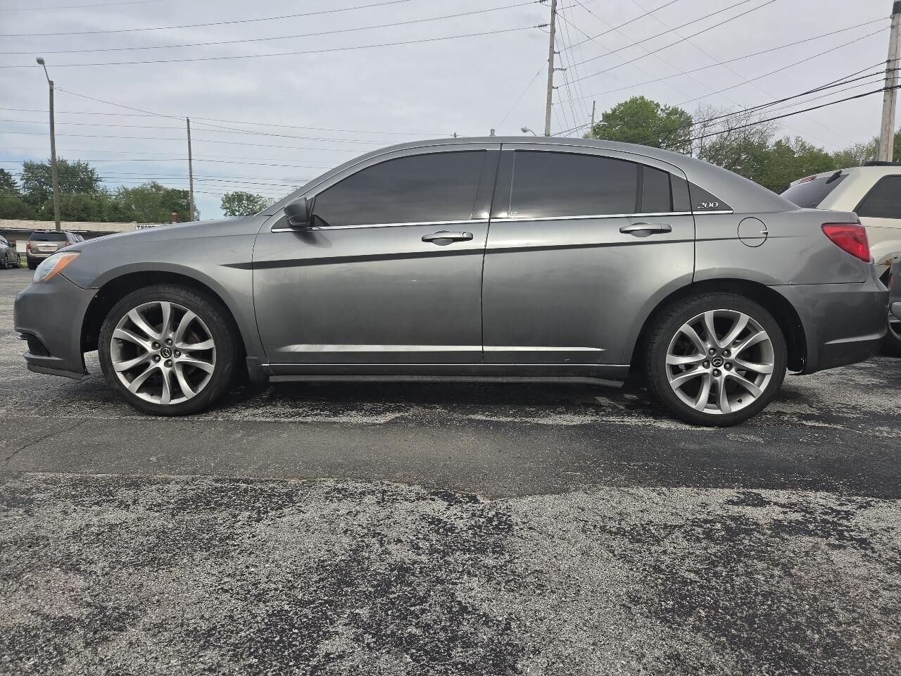 2013 CHRYSLER 200