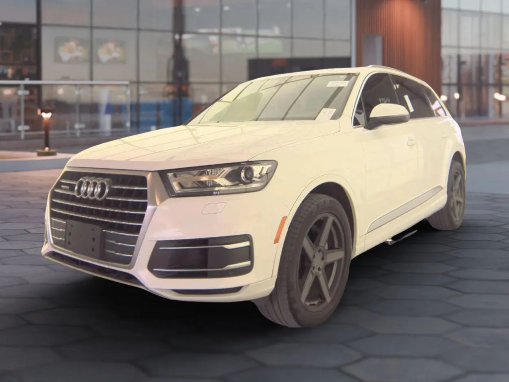 2018 AUDI Q7